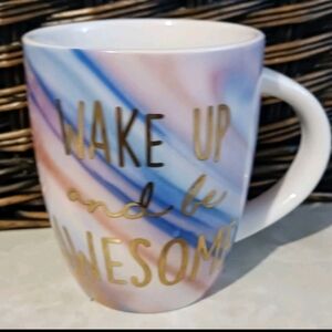 EUC Wake Up And Be Awesome Coffee Tea Mug Cup 12 Oz  #101